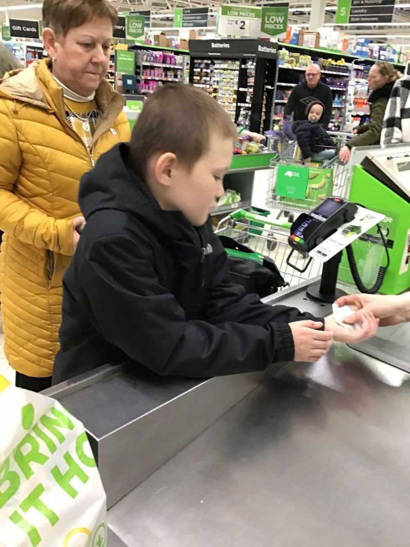 shopping2.JPG